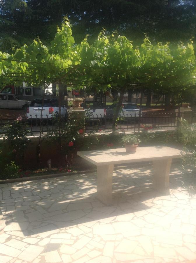 Vila Alma Poreč Exteriör bild